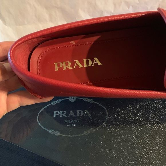 PRADA - Picture 12 of 13